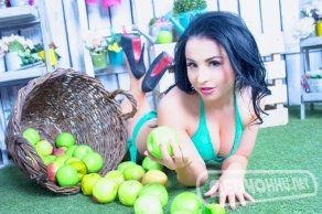 интим фото Моника (2)